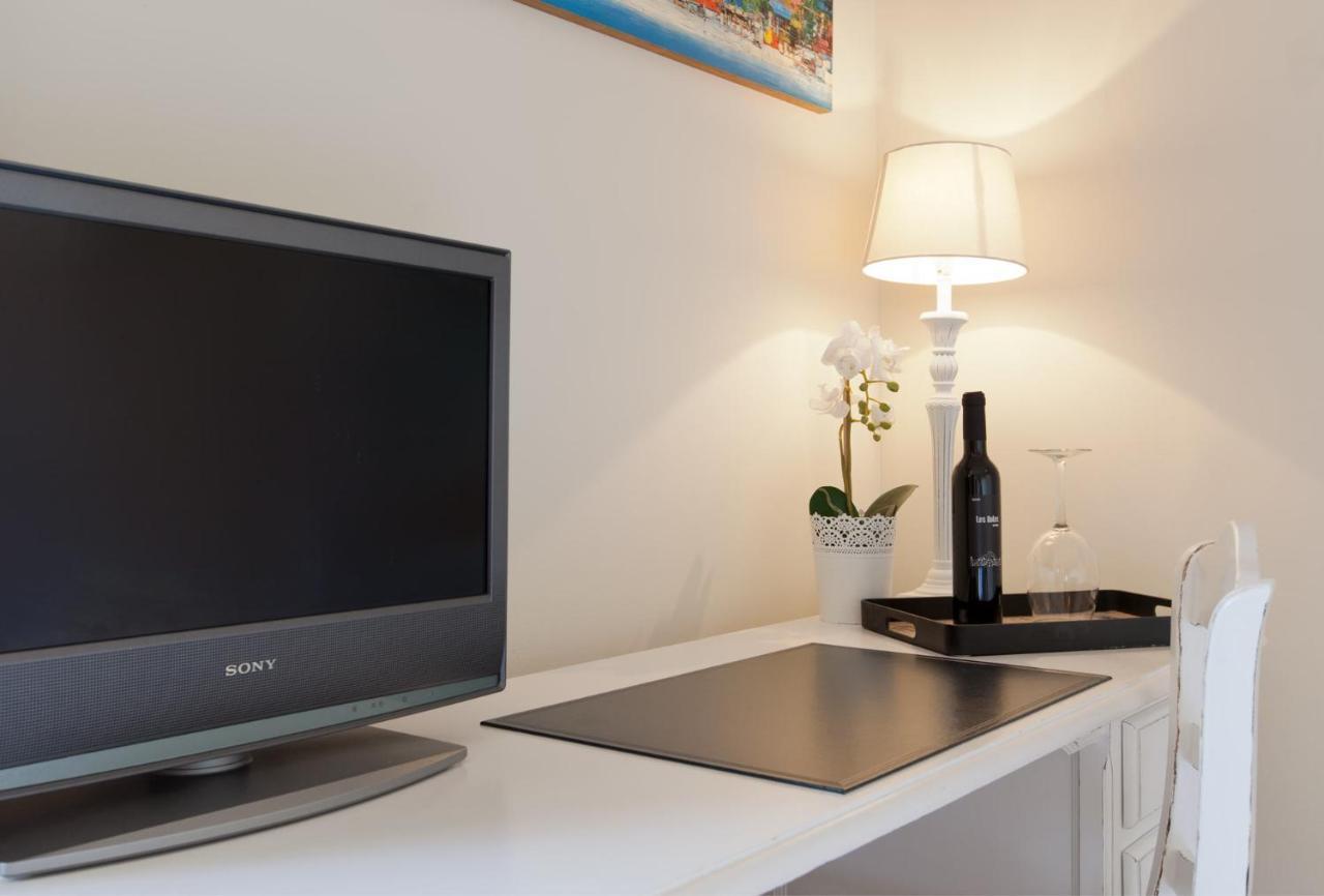 Hotel Mr Les Rotes Дения Екстериор снимка