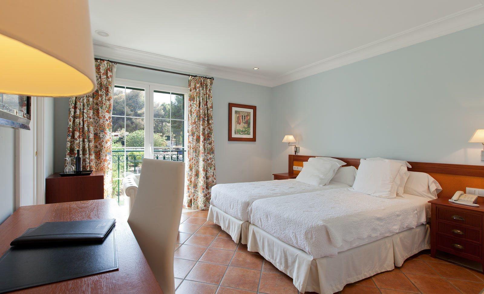 Hotel Mr Les Rotes Дения Екстериор снимка