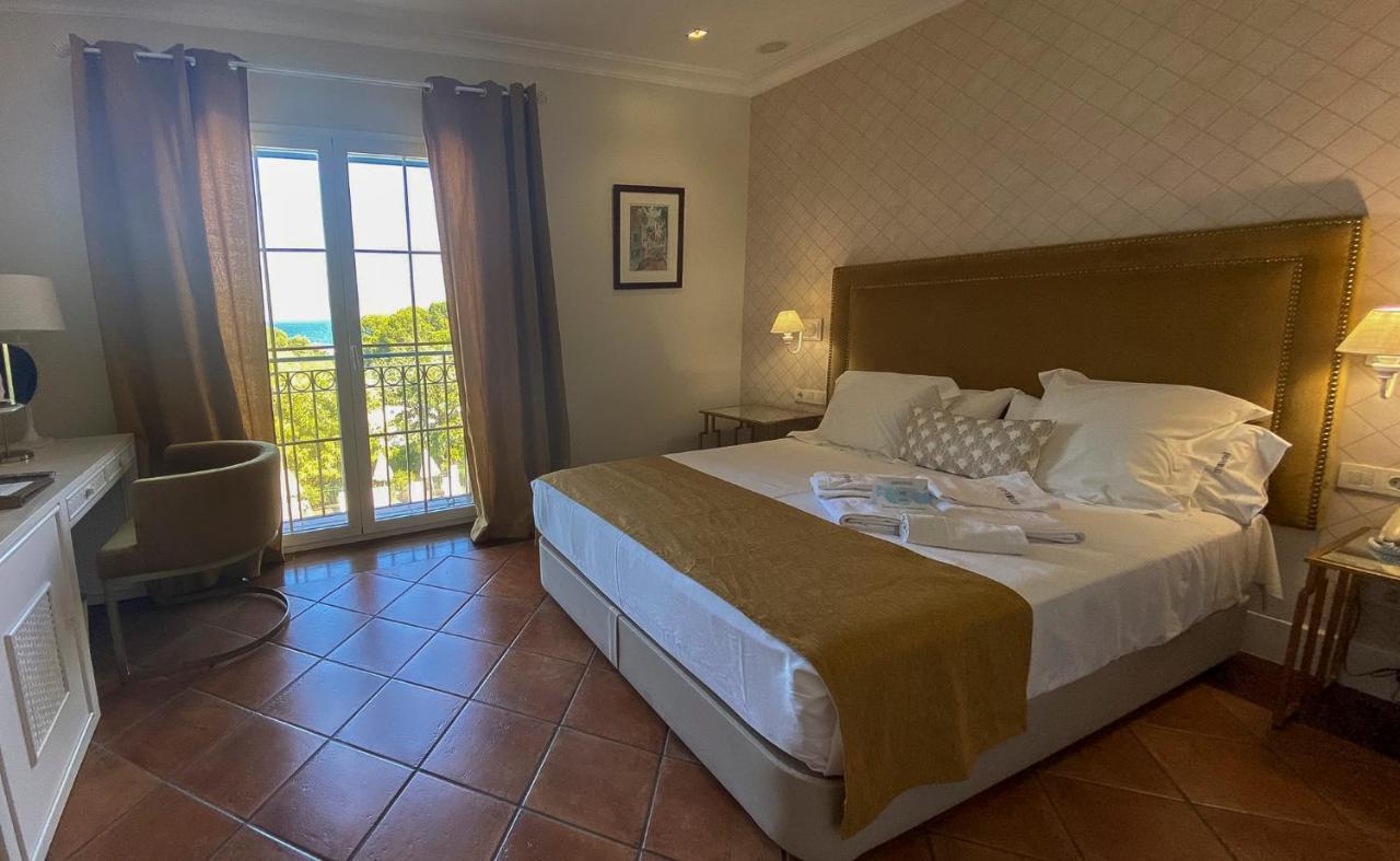 Hotel Mr Les Rotes Дения Екстериор снимка